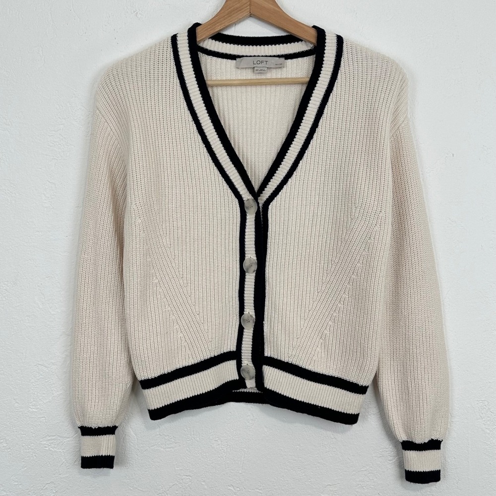 Womens Preppy Tennis Varsity Cardigan Sz XS Petites Ivory Knit Button V-Neck